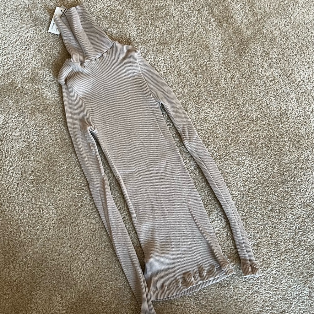 NWT Intimissimi wool silk blend turtleneck beige